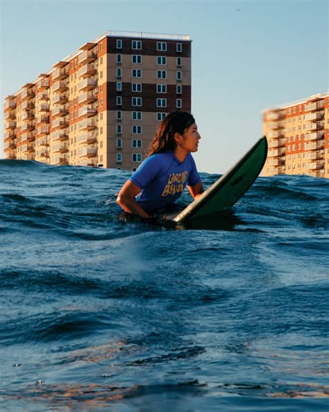 Riding the Swell: The Thrill of Surfing with Magic Seaweed at Rockaway Beach